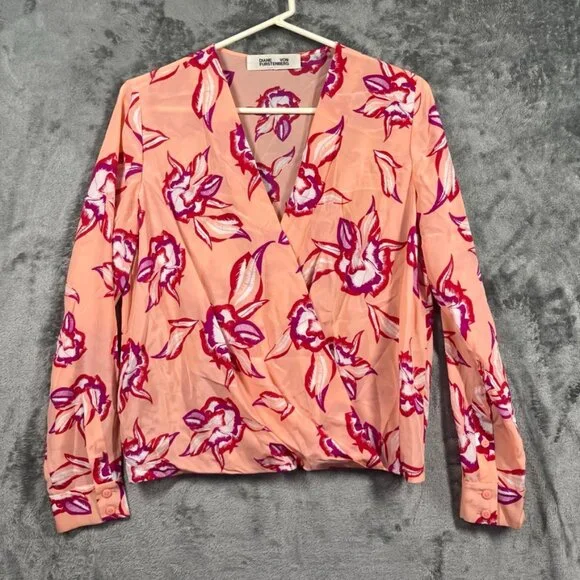 DVF Diane Von Furstenberg Wrap Blouse 100% Silk Floral Size Medium Pink Red Top - Picture 1 of 7